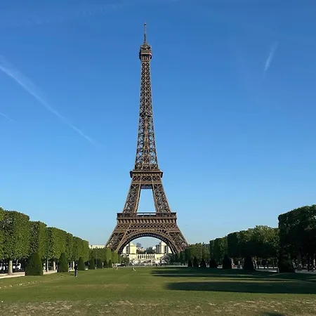 Appartamento A Proximité Immédiate De La Tour Eiffel